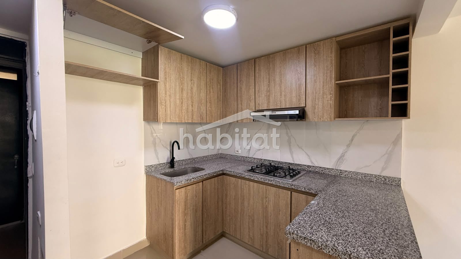 Arriendo apto en edificio flora 2