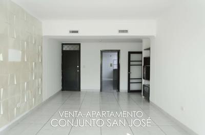 Apartamento en venta en Torres de San Jose Santa Marta Magdalena