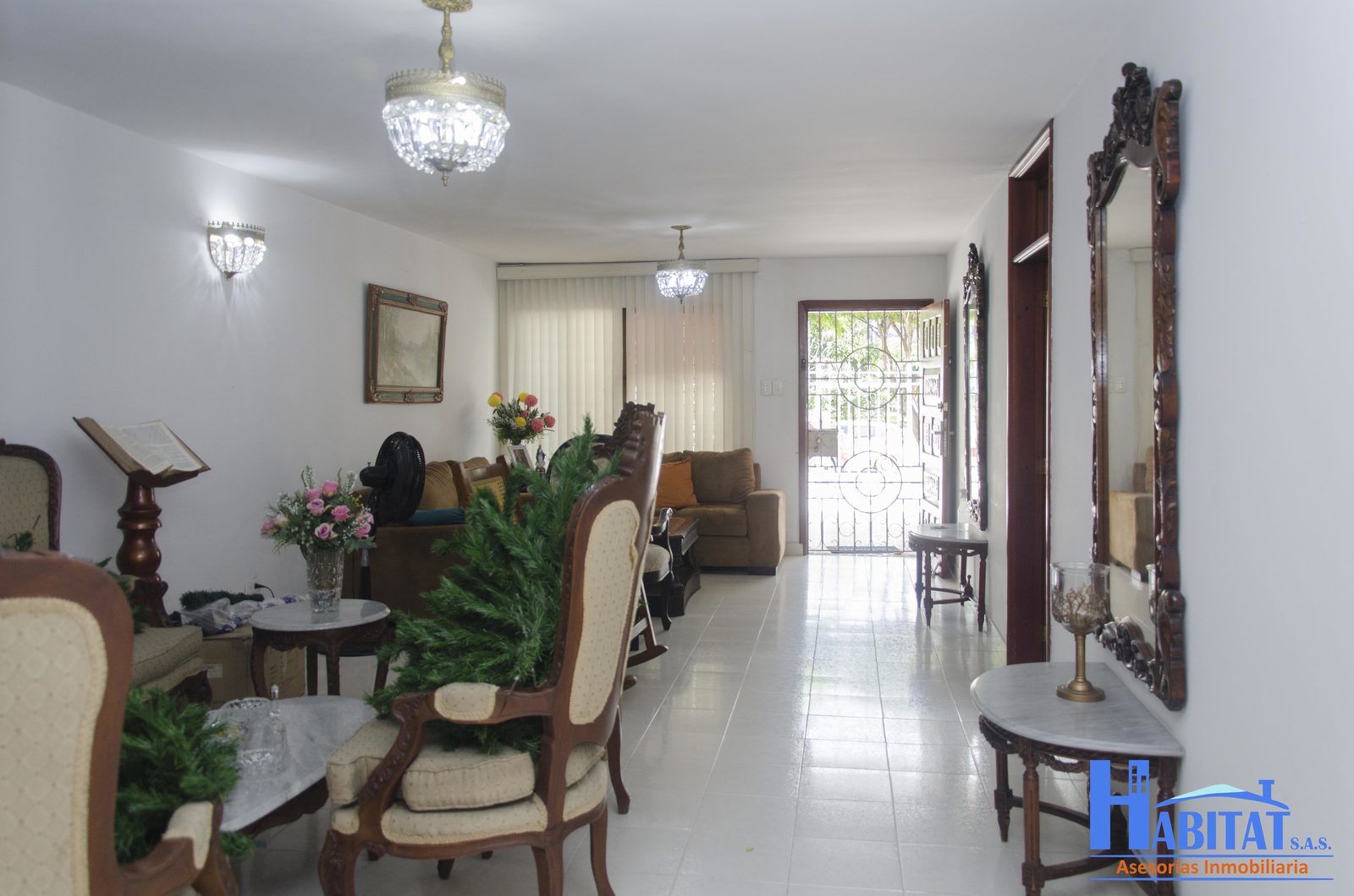 Casa en venta sobre la Av. Santa Rita Santa Marta Magdalena 3