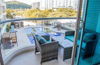 Apartamento amoblado en arriendo