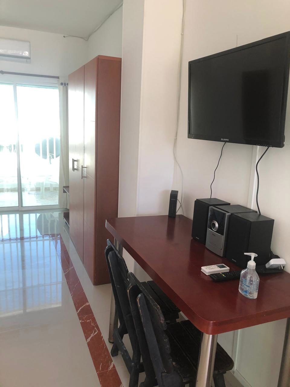 Edificio en venta y arriendo en Bello Horizonte Santa Marta Magdalena. 2