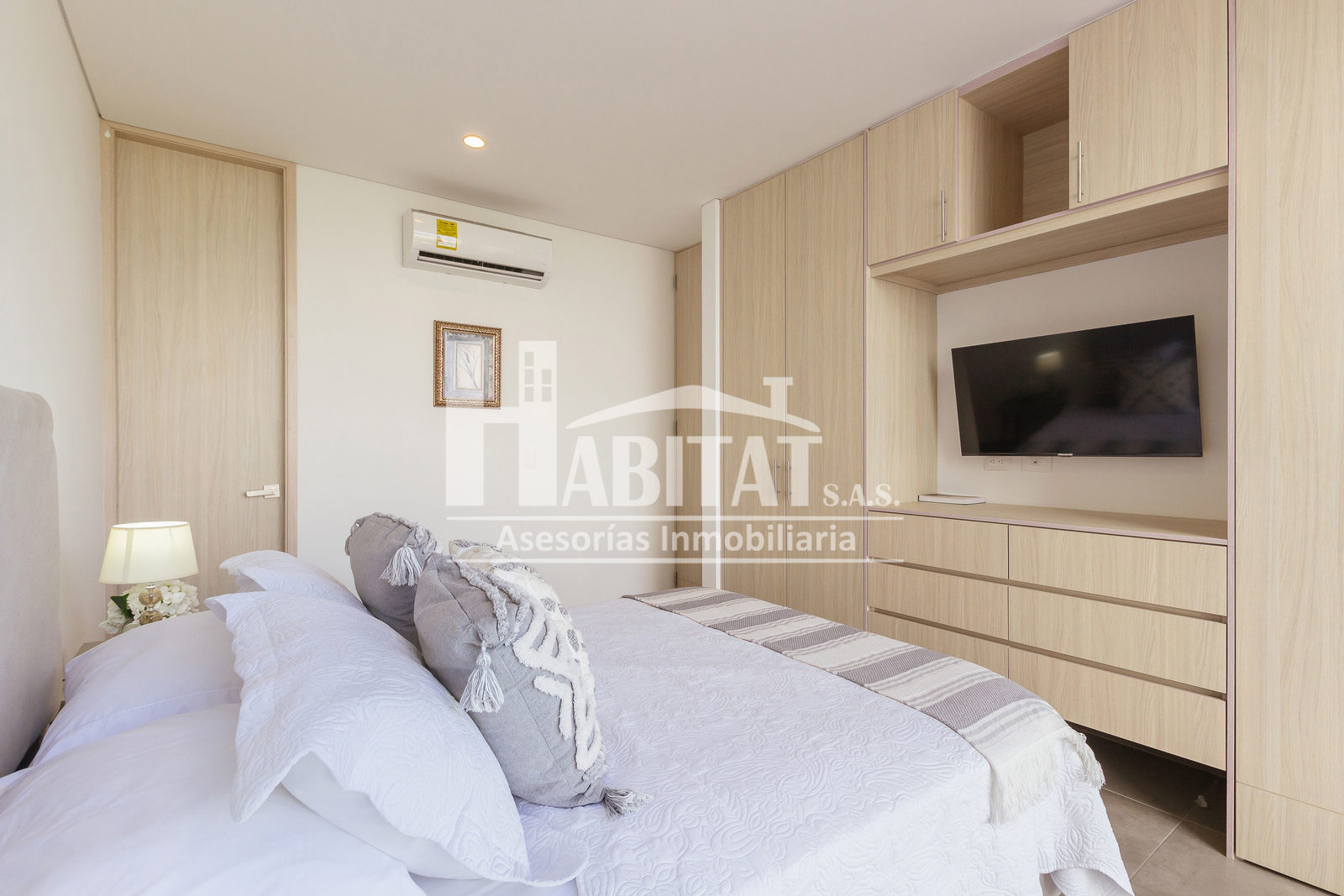 Apartamento en venta y arriendo, Salguero suite, Playa Salguero Santa 2